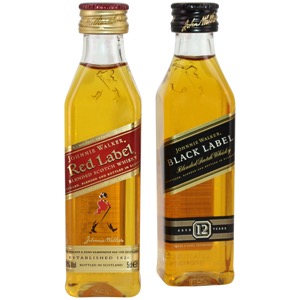 Duo de Mignonnettes de Whisky Johnnie Walker black & red label 